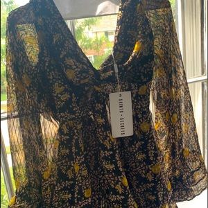 Flowy dress Size S Still has tag